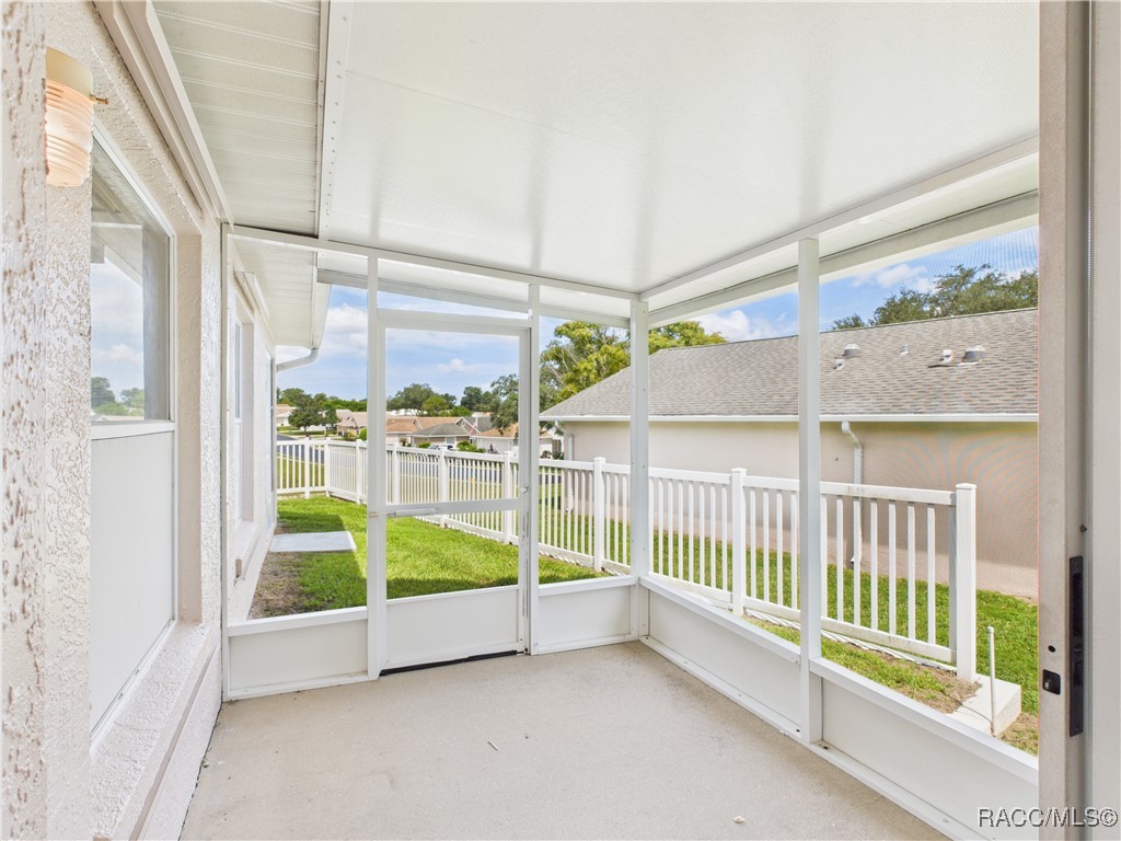 709 West Toucan Loop Hernando, FL 34442 - Photo 24 of 39