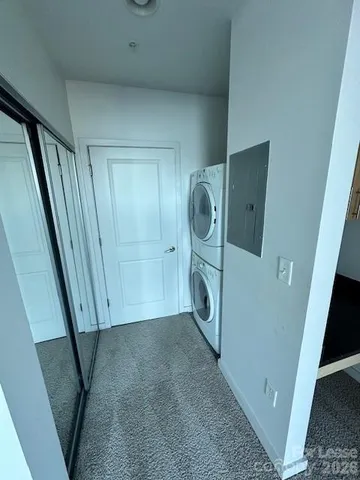 $1,700 | 210 North Church Street, Unit 1211, Charlotte, NC 28202