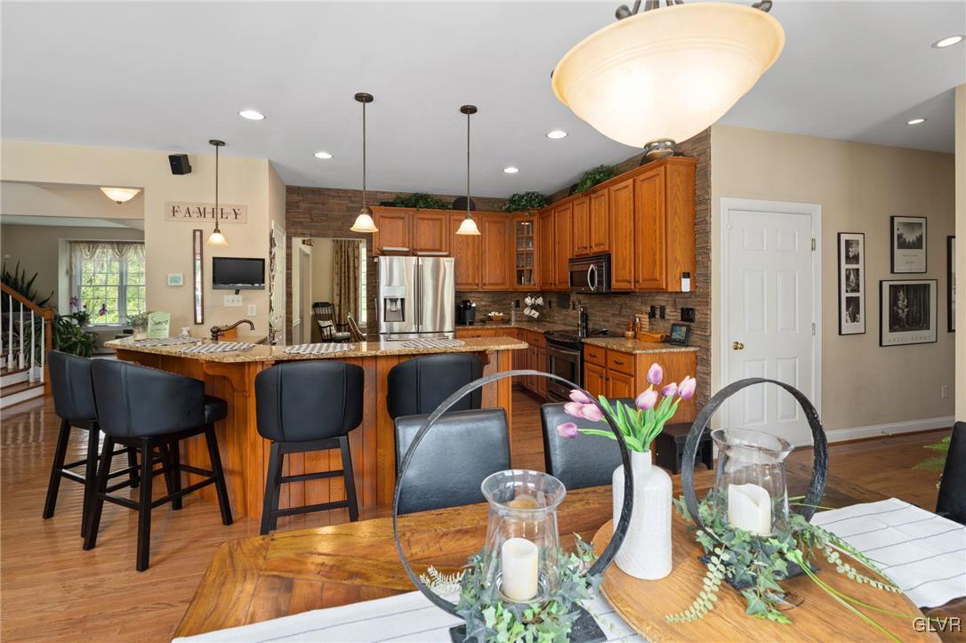 6081 Upper Ridge Road Green Lane, PA 18054 - Photo 19 of 39 a view of a dining room with furniture