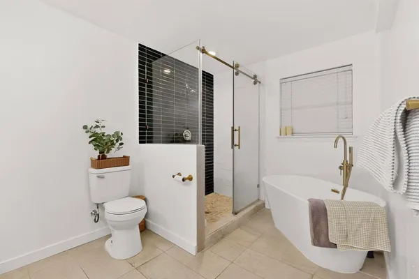 $3,500 | 1534 Mayfield Avenue, Garland, TX 75041