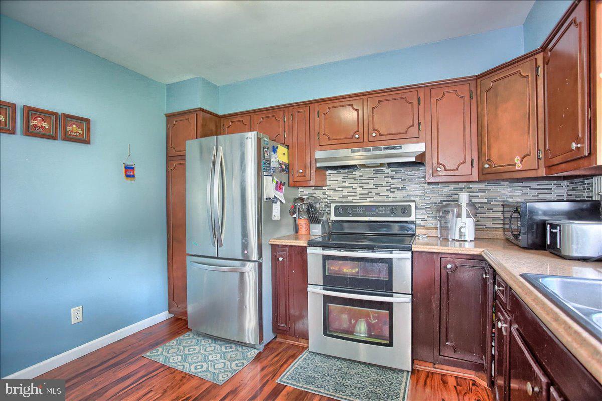 315 Colonial Road Harrisburg, PA 17109 - Photo 21 of 32 Gallery Image 21