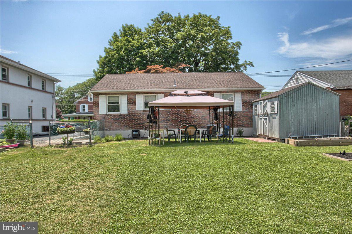 315 Colonial Road Harrisburg, PA 17109 - Photo 29 of 32 Gallery Image 29