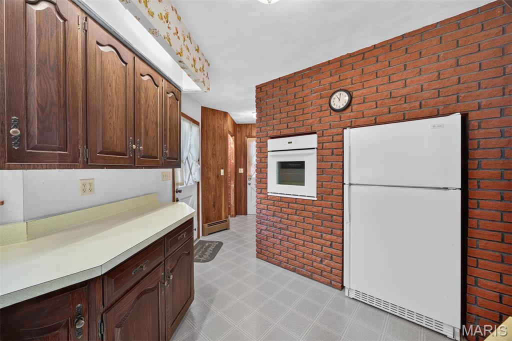 11405 Lake Road Highland, IL 62249 - Photo 12 of 53