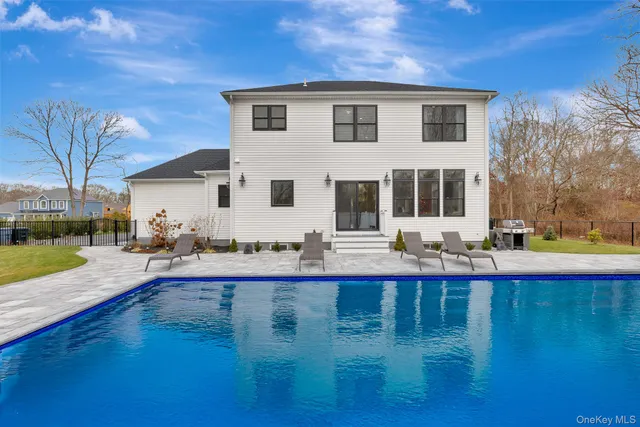 $1,250,000 | 15 Shaw Lane, East Moriches, NY 11940