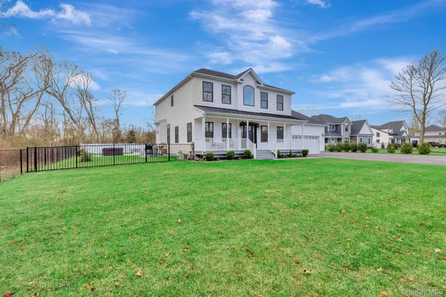 $1,250,000 | 15 Shaw Lane, East Moriches, NY 11940