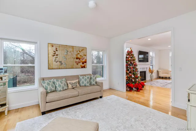 $1,250,000 | 15 Shaw Lane, East Moriches, NY 11940