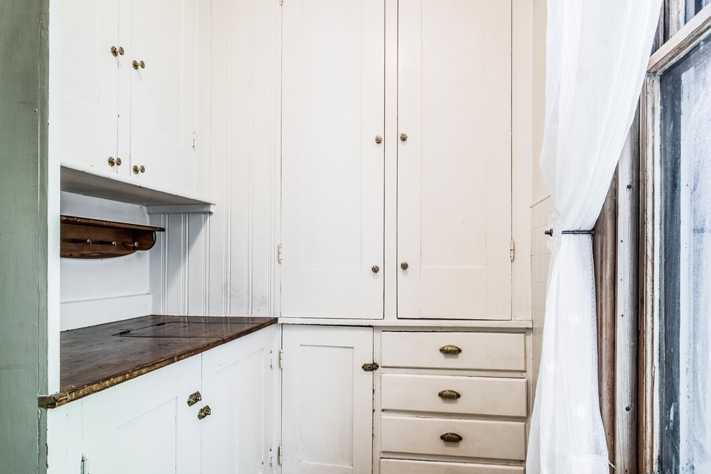 79 Prospect Street Clinton, MA 01510 - Photo 9 of 24 Gallery Image 9