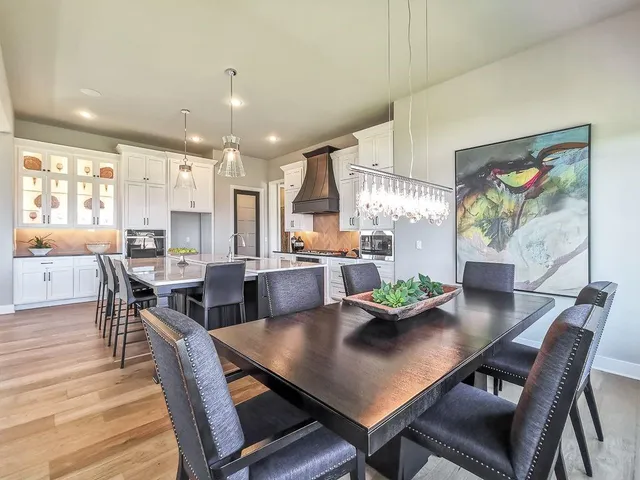 $1,282,900 | 2908 Northeast 102nd Street, Kansas City, MO 64155