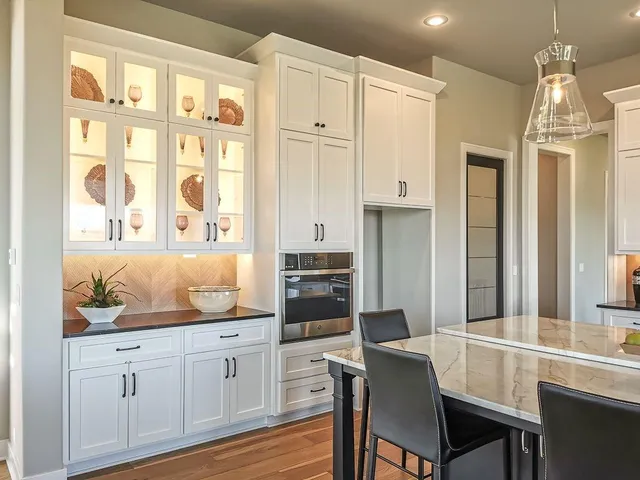 $1,282,900 | 2908 Northeast 102nd Street, Kansas City, MO 64155