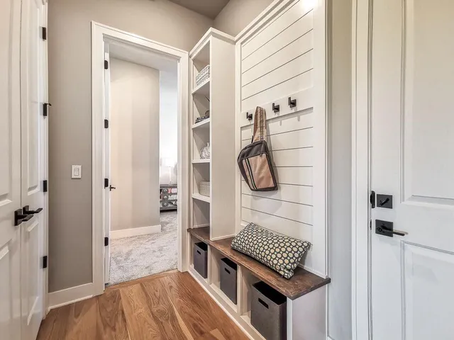 $1,282,900 | 2908 Northeast 102nd Street, Kansas City, MO 64155