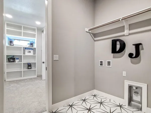 $1,282,900 | 2908 Northeast 102nd Street, Kansas City, MO 64155