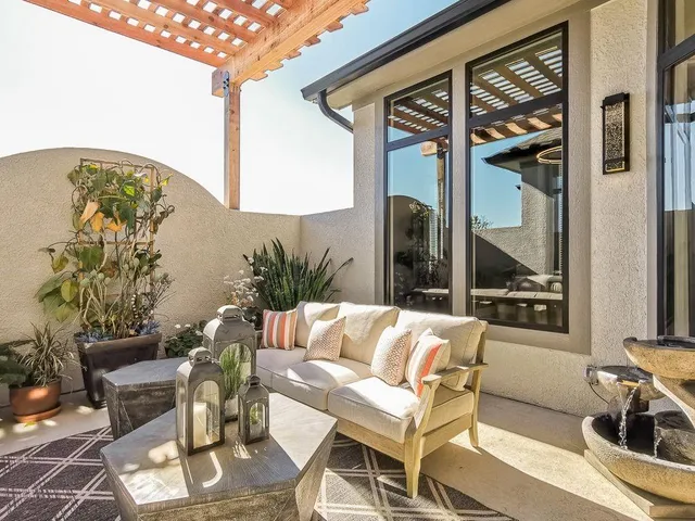 $1,282,900 | 2908 Northeast 102nd Street, Kansas City, MO 64155