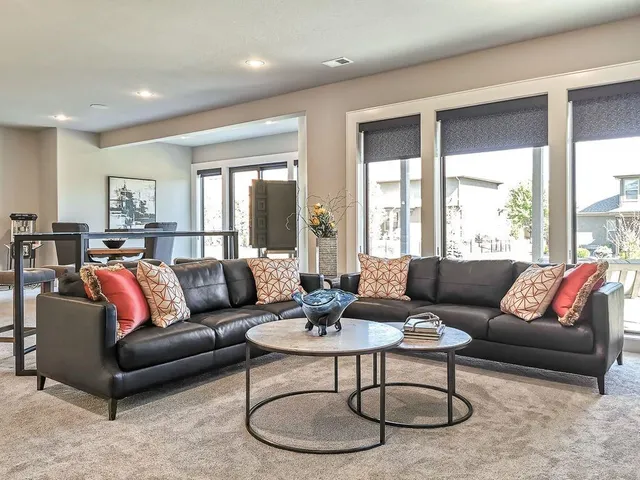 $1,282,900 | 2908 Northeast 102nd Street, Kansas City, MO 64155