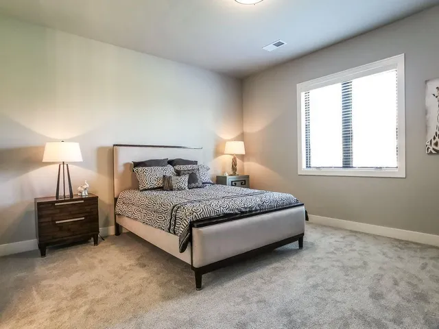 $1,282,900 | 2908 Northeast 102nd Street, Kansas City, MO 64155