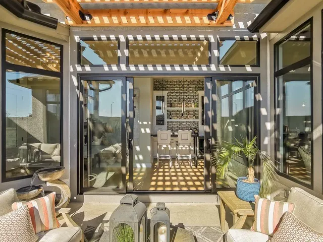 $1,282,900 | 2908 Northeast 102nd Street, Kansas City, MO 64155