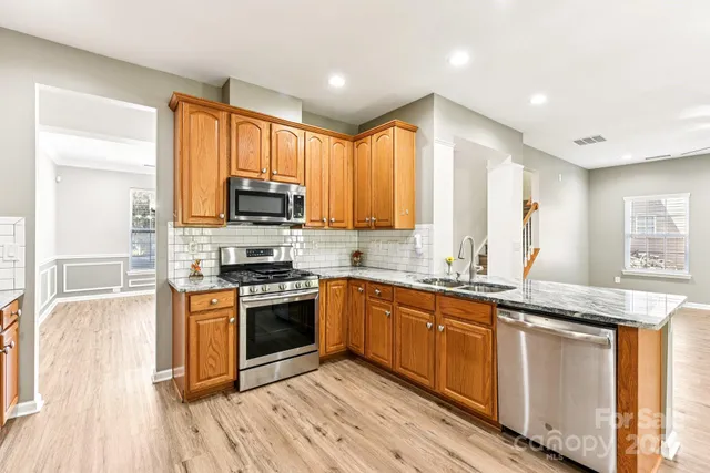 $595,000 | 2632 Windsor Chase Drive, Matthews, NC 28105