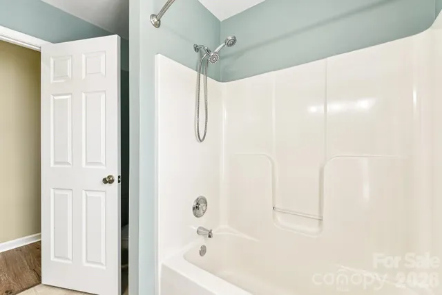 $595,000 | 2632 Windsor Chase Drive, Matthews, NC 28105