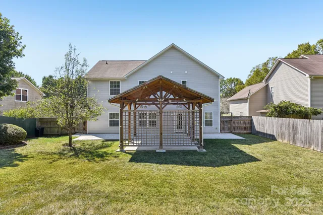 $595,000 | 2632 Windsor Chase Drive, Matthews, NC 28105