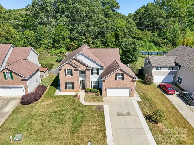 $595,000 | 2632 Windsor Chase Drive, Matthews, NC 28105