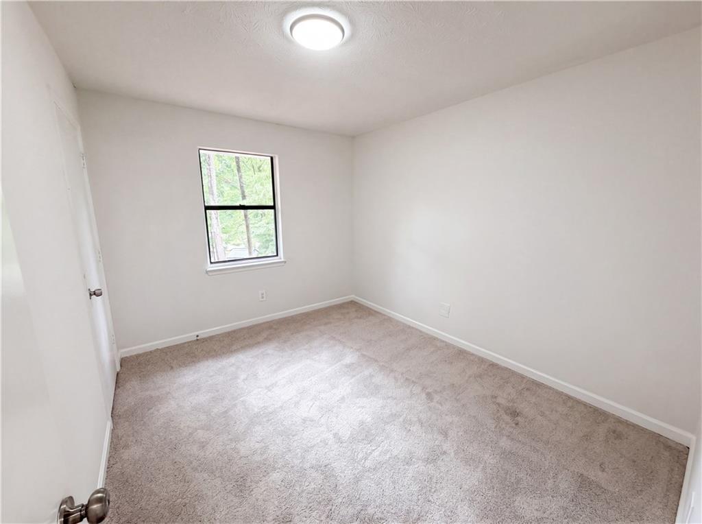 6369 Redan Square Lithonia, GA 30058 - Photo 9 of 25