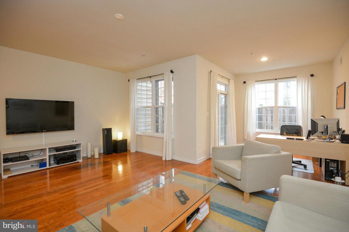 8158 Mississippi Road Laurel, MD 20724 - Photo 13 of 15 Family Room