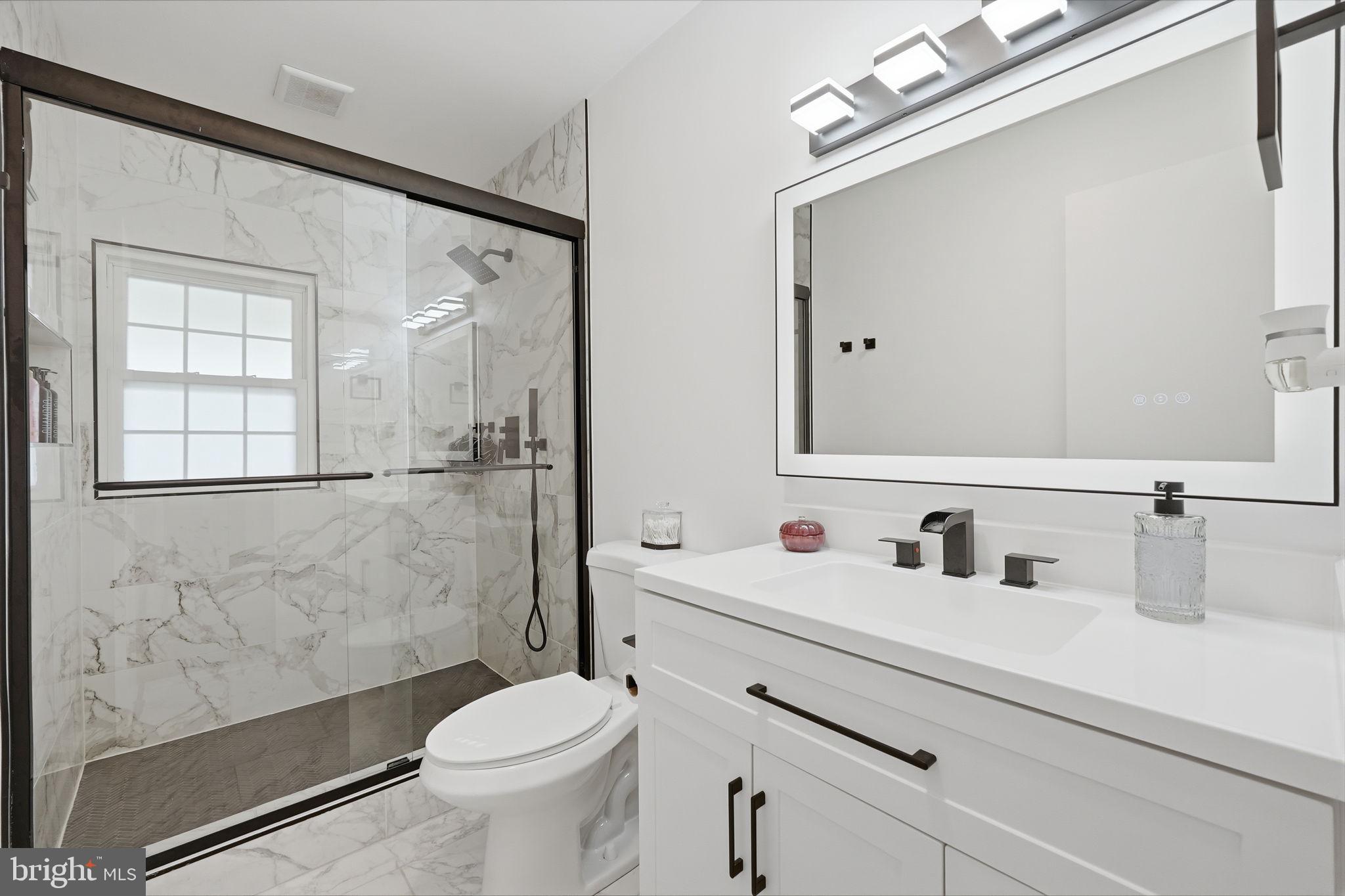 9705 Locust Avenue Lanham, MD 20706 - Photo 17 of 37