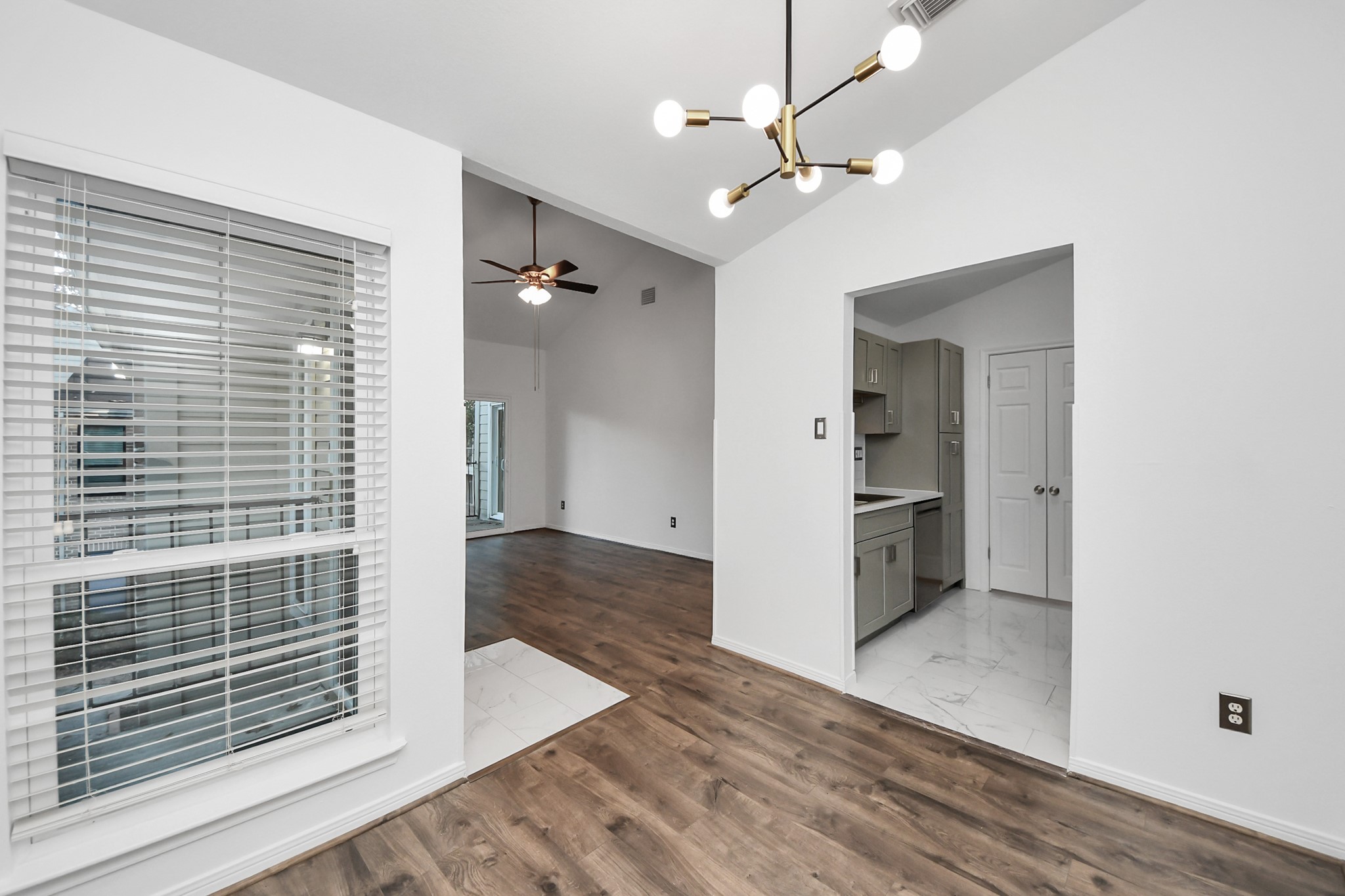 3500 Tangle Brush Drive, Unit 186 Spring, TX 77381 - Photo 16 of 43 a view interior of the house and hallway