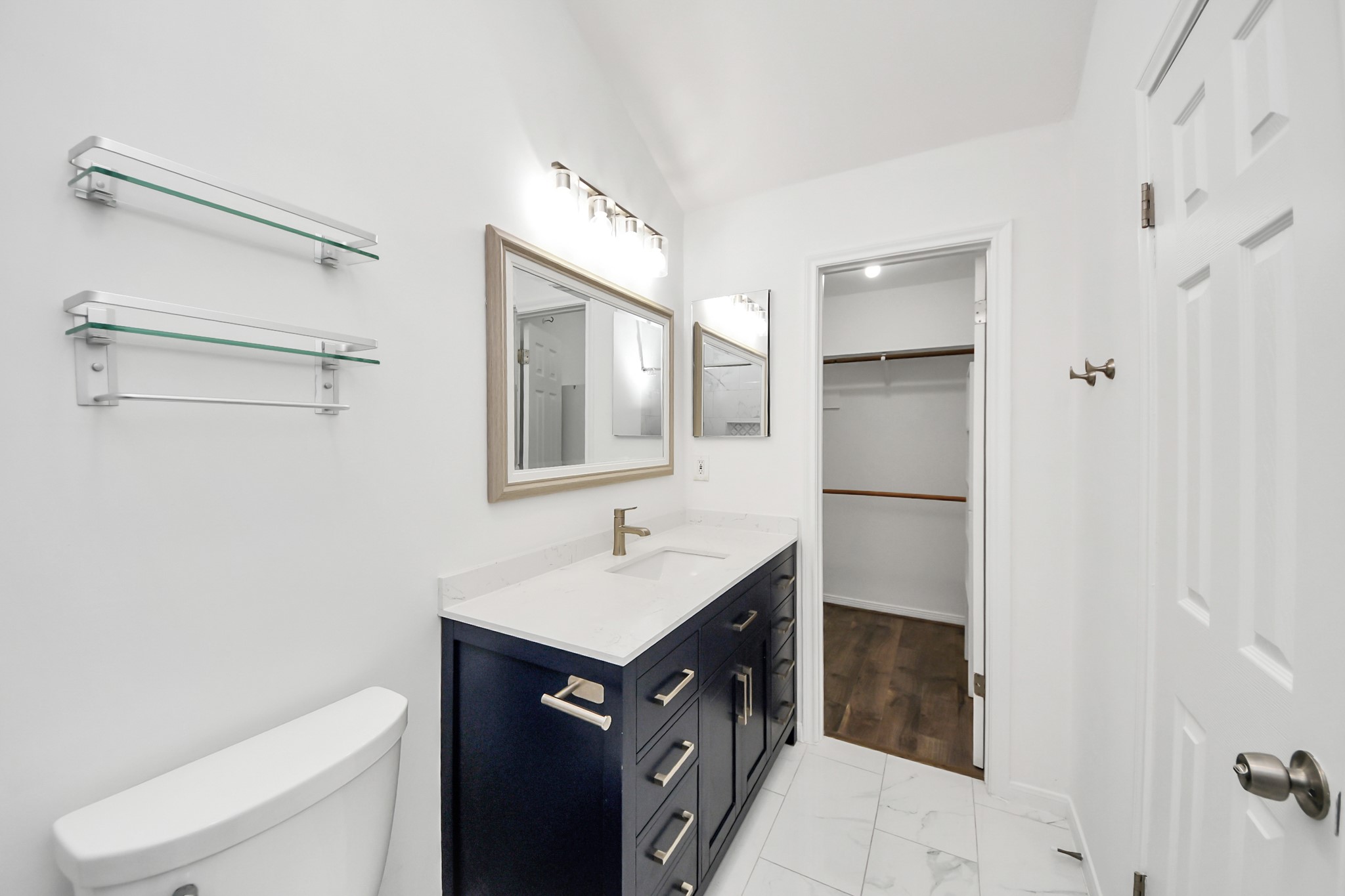 3500 Tangle Brush Drive, Unit 186 Spring, TX 77381 - Photo 29 of 43 a bathroom with a sink a toilet and shower