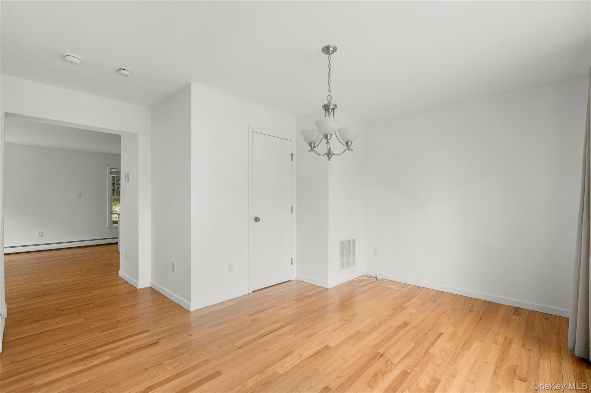109 Tanglewylde Road Lake Peekskill, NY 10537 - Photo 17 of 35