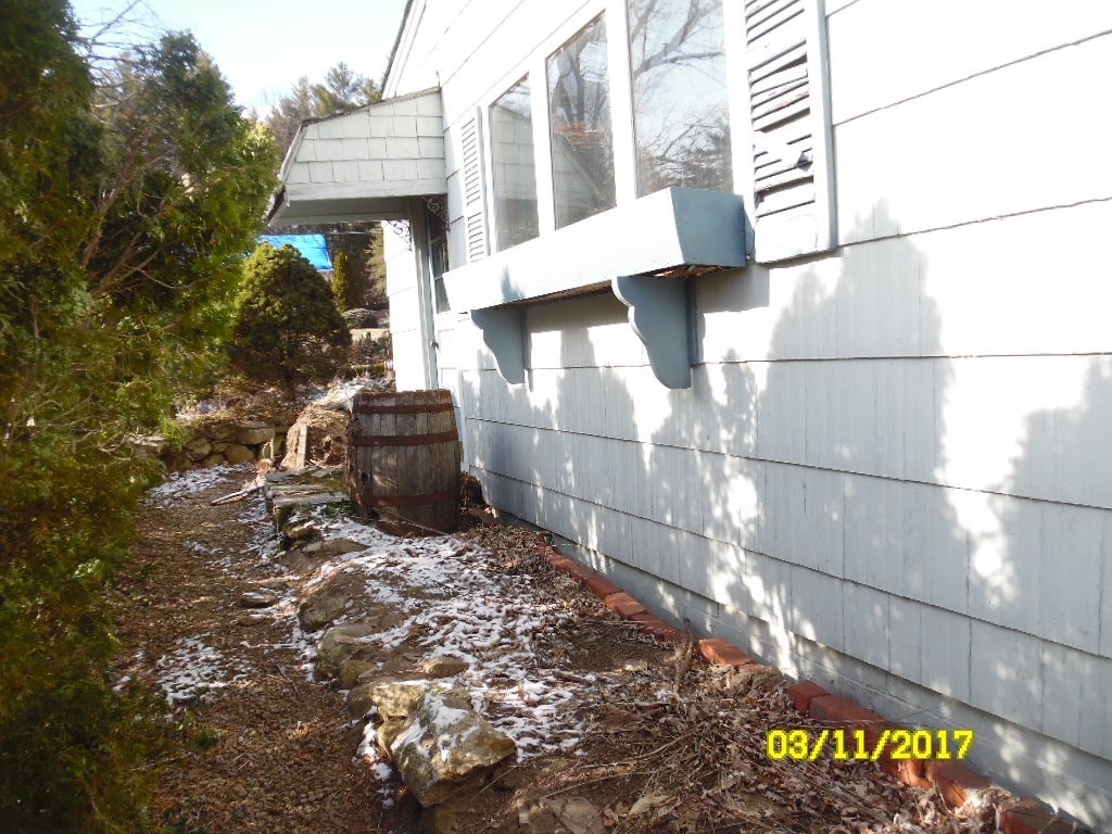 214 Varnum Road Dracut, MA 01826 - Photo 4 of 14 Gallery Image 4