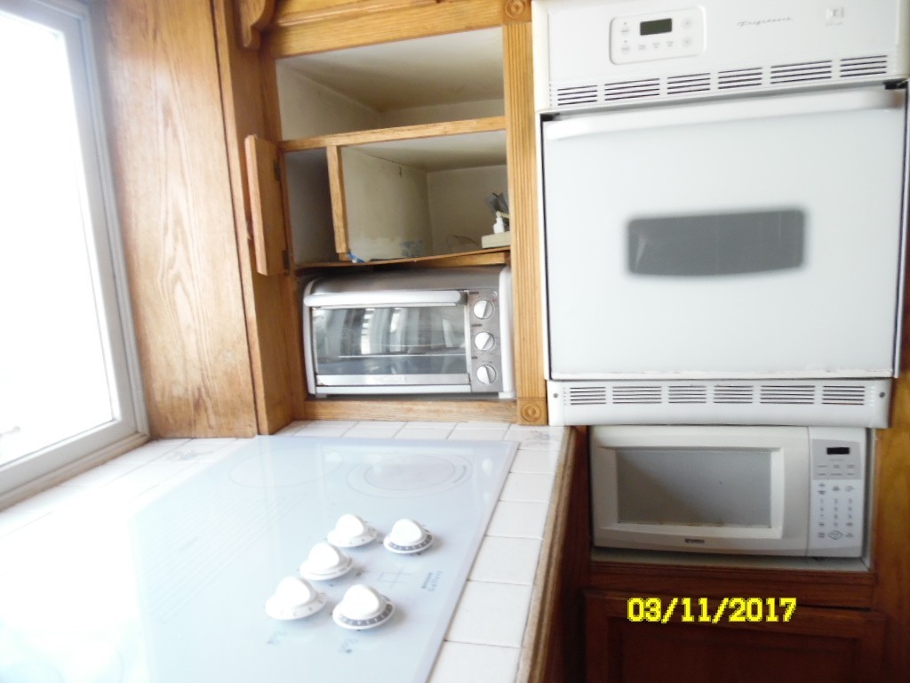 214 Varnum Road Dracut, MA 01826 - Photo 8 of 14 Gallery Image 8
