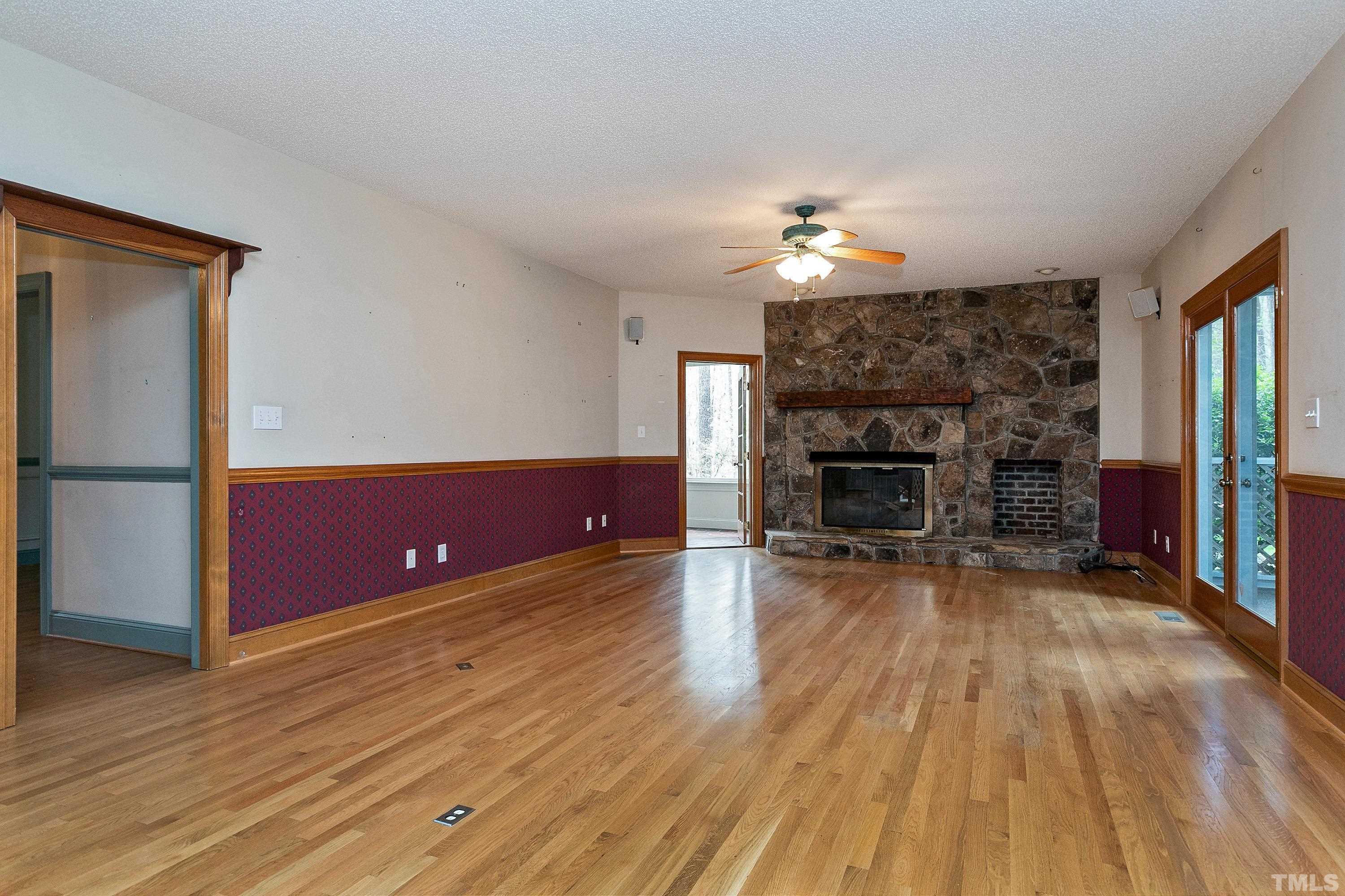 2432 High Ridge Drive Raleigh, NC 27606 - Photo 14 of 32 Gallery Image 14