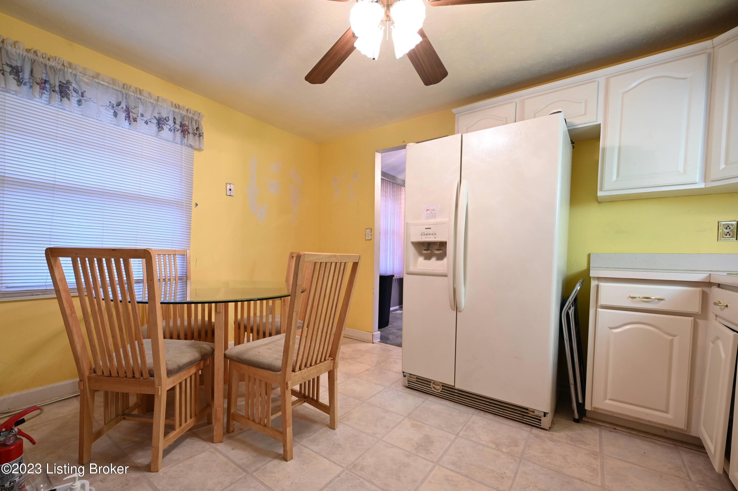 6500 Mandeville Road Louisville, KY 40228 - Photo 11 of 37 DSC_1963