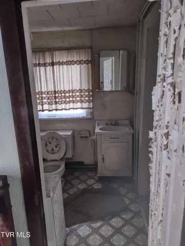 $22,000 | 200 East Water Street, Pocahontas, VA 24635