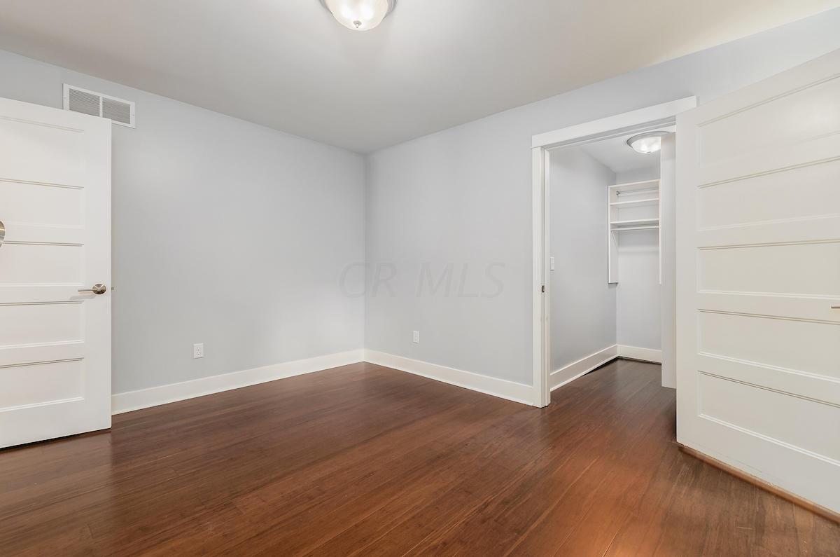 3032 Avalon Road Columbus, OH 43221 - Photo 25 of 45