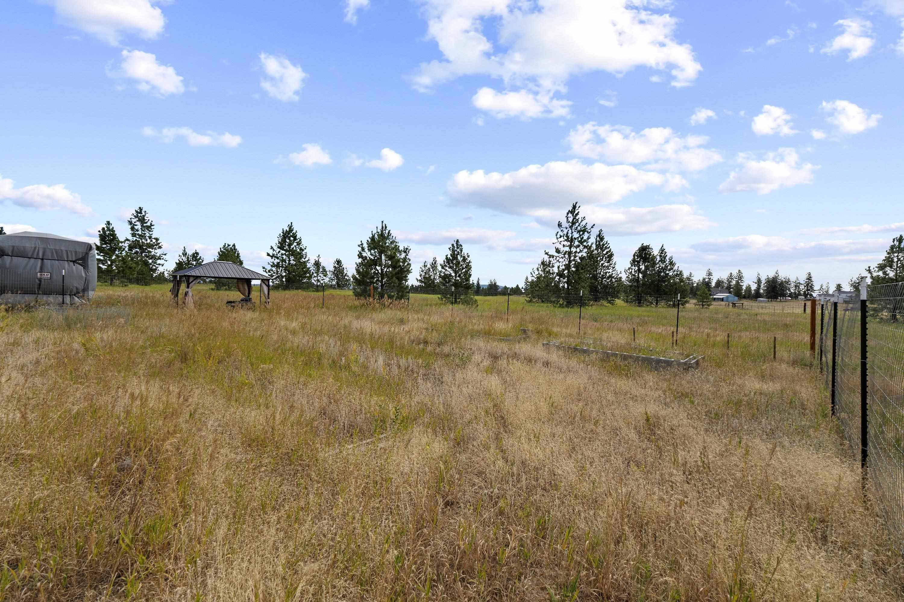 13952 North Dover Road Nine Mile Falls, WA 99026 - Photo 28 of 29