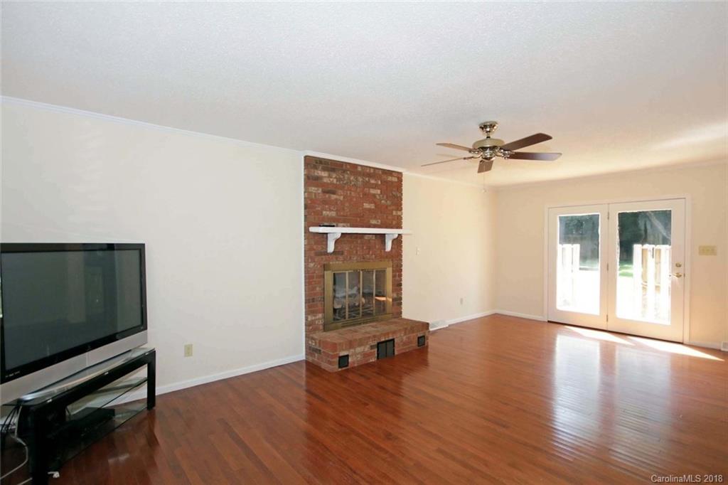 265 Larkspur Road Salisbury, NC 28146 - Photo 4 of 36 Gallery Image 4