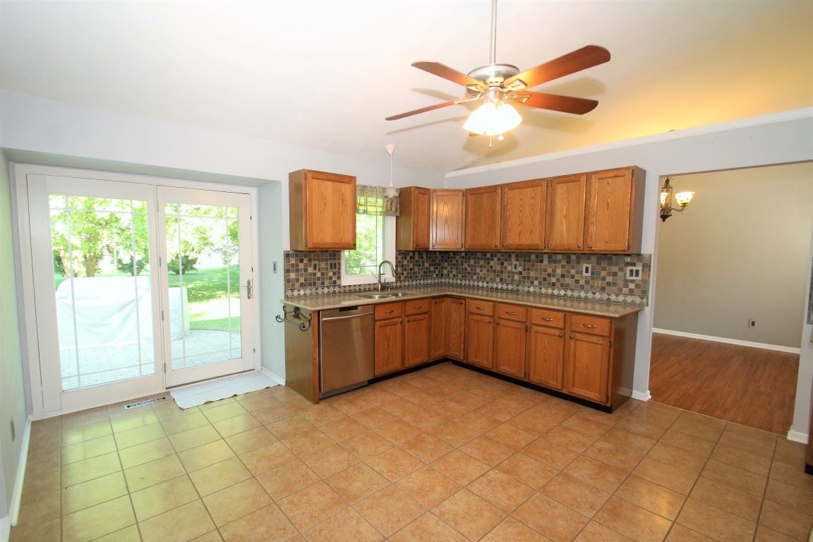 6632 Swansdown Road Loves Park, IL 61111 - Photo 9 of 25 Gallery Image 9