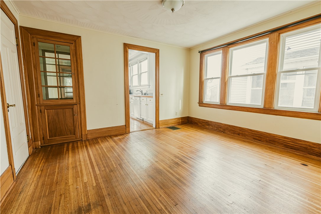 297-303 Dartmouth Street Rochester, NY 14607 - Photo 5 of 44