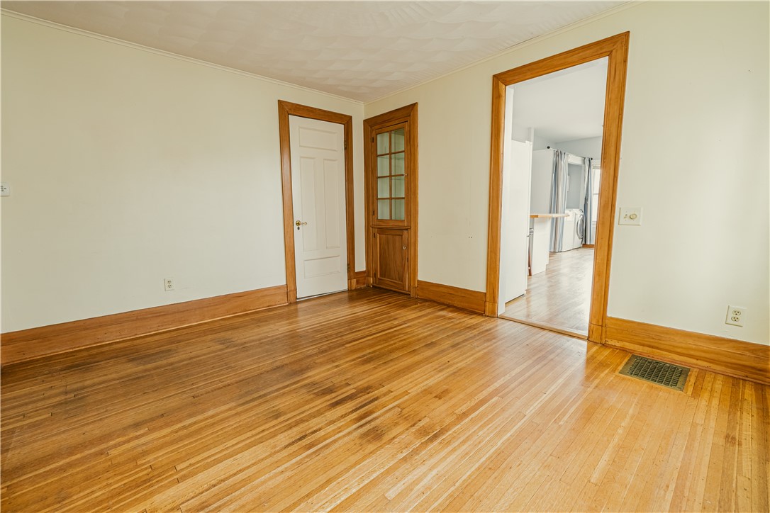 297-303 Dartmouth Street Rochester, NY 14607 - Photo 7 of 44