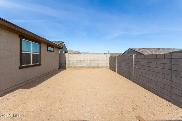 $2,050 | 1971 South 241st Drive, Buckeye, AZ 85326