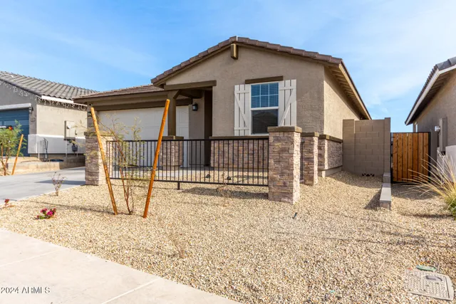 $2,050 | 1971 South 241st Drive, Buckeye, AZ 85326