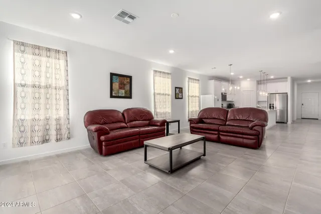 $2,050 | 1971 South 241st Drive, Buckeye, AZ 85326