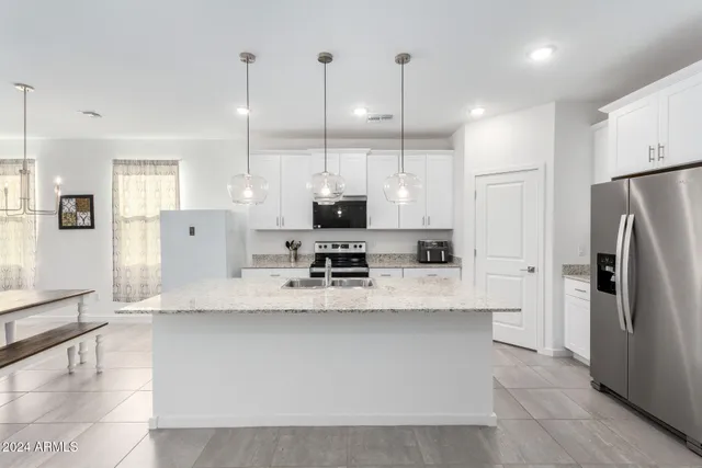 $2,050 | 1971 South 241st Drive, Buckeye, AZ 85326