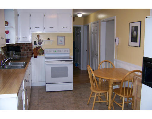 2 Washington Road Northborough, MA 01532 - Photo 6 of 12 Gallery Image 6