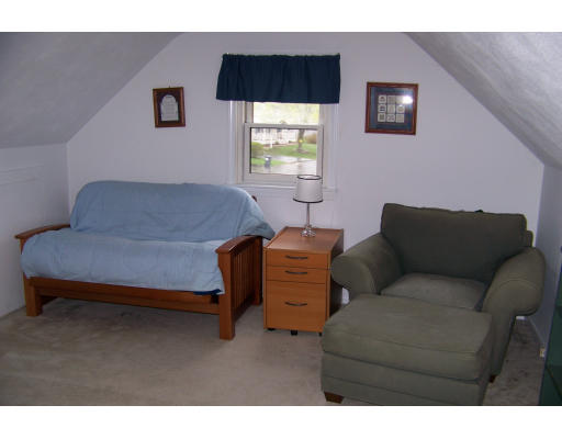 2 Washington Road Northborough, MA 01532 - Photo 8 of 12 Gallery Image 8