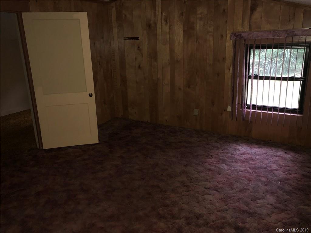 1063 Summers Road Valdese, NC 28690 - Photo 10 of 12 Gallery Image 10