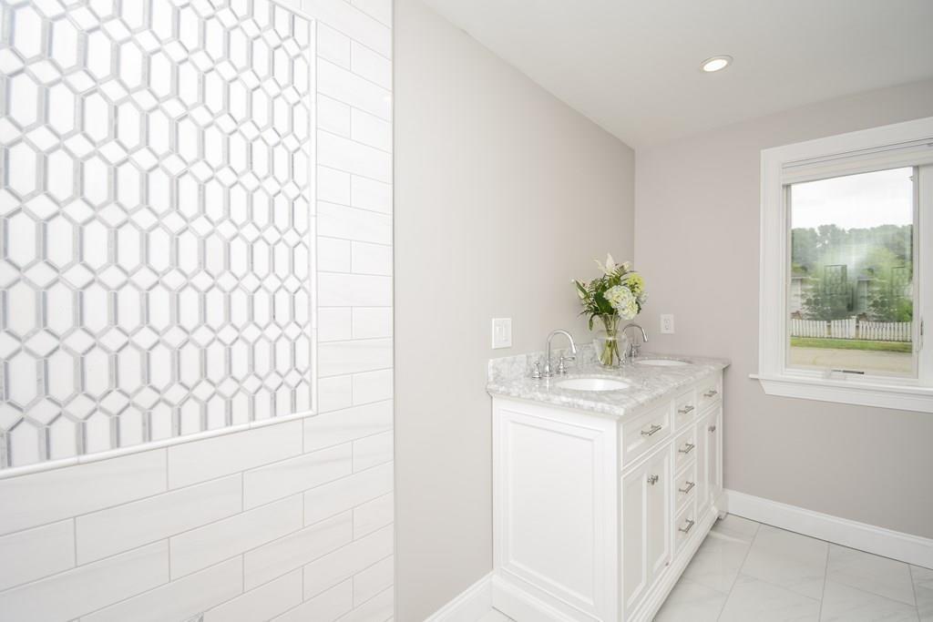 8 Lisa Road Peabody, MA 01960 - Photo 23 of 42
