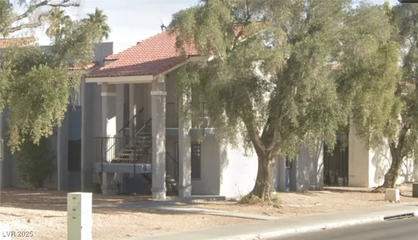 $1,288 | 4664 West Twain Avenue, Unit C, Las Vegas, NV 89103