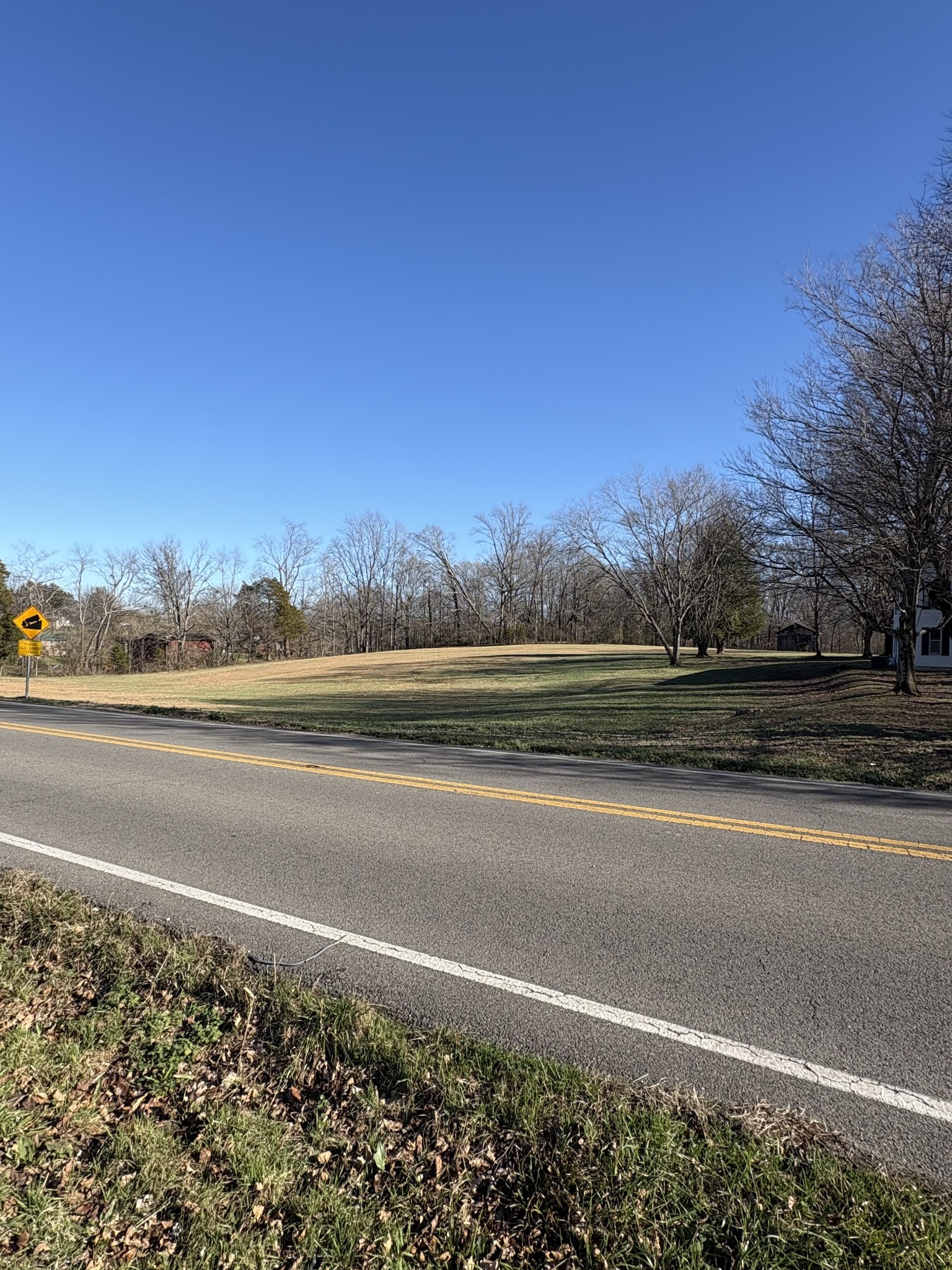 328 Lafayette Road Red Boiling Springs, TN 37150 - Photo 14 of 34 a view of an lake and a mountain